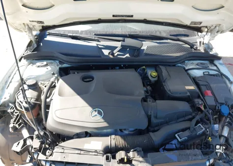 2016 Mercedes-Benz Gla 250 z USA, uszkodzony, nr VIN WDCTG4EB8GJ270800